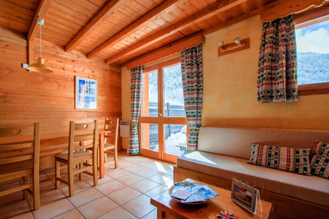 Le Gouroun Hameau Des Chazals Nevache Hautes Alpes Exteriér fotografie