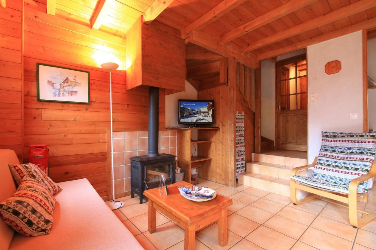 Le Gouroun Hameau Des Chazals Nevache Hautes Alpes Exteriér fotografie
