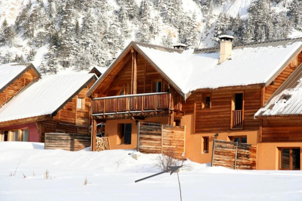 Le Gouroun Hameau Des Chazals Nevache Hautes Alpes Exteriér fotografie
